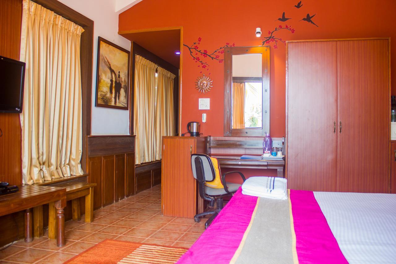 Casa Tropicana - Hotel & Homestays Панаджи Екстериор снимка